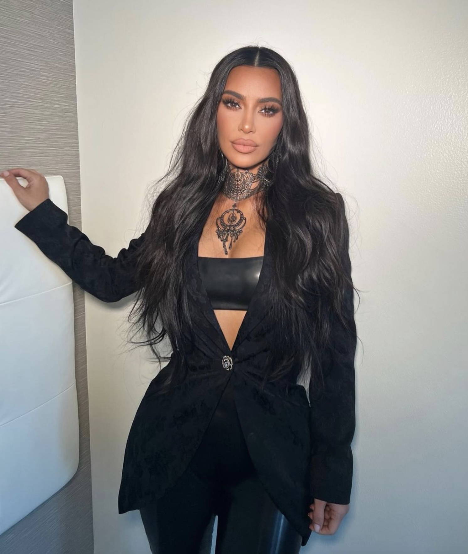 Celebrities Who Wear Hair Extensions Medusa Hair Extensions